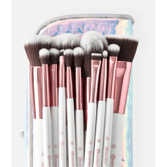 https://beautyvente.com/products/bh-cosmetics-crystal-quartz-12-piece-brush-set