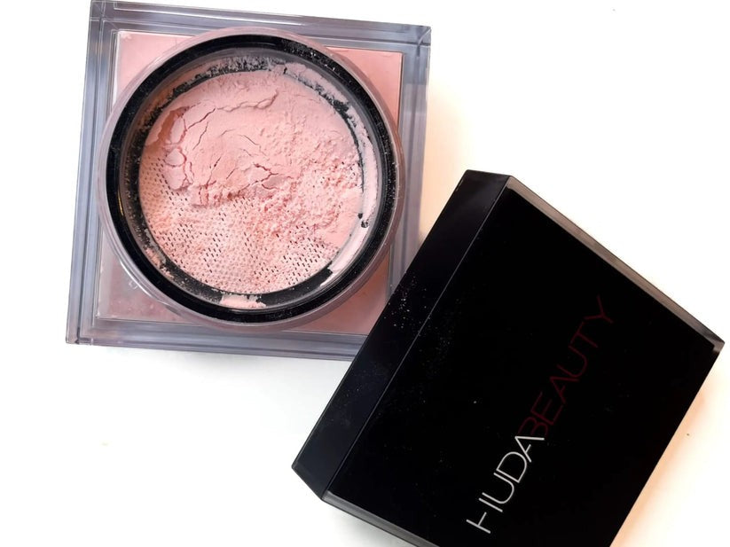 Huda offers Beauty cherry blossom powder